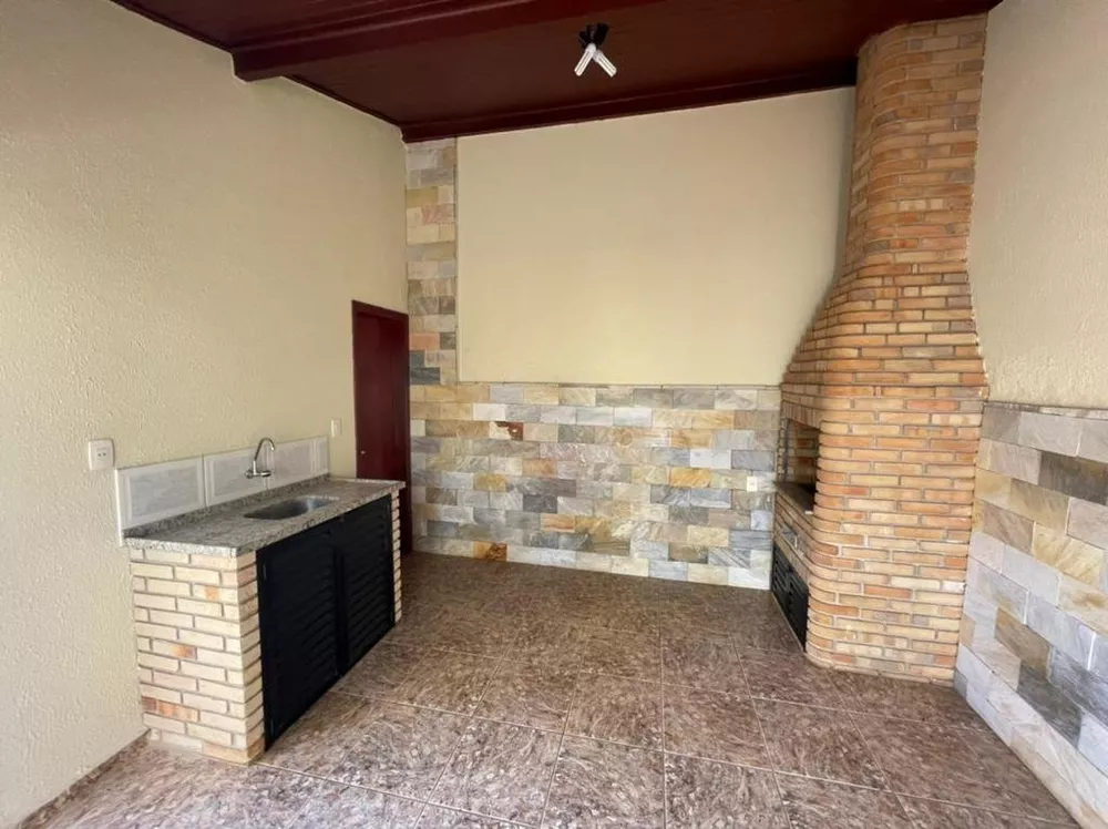 Casa, 3 quartos, 245 m² - Foto 3