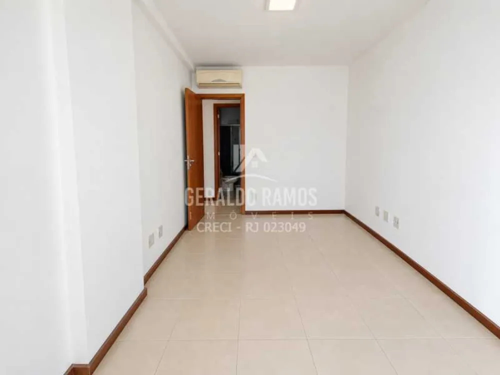 Apartamento, 3 quartos, 136 m² - Foto 2