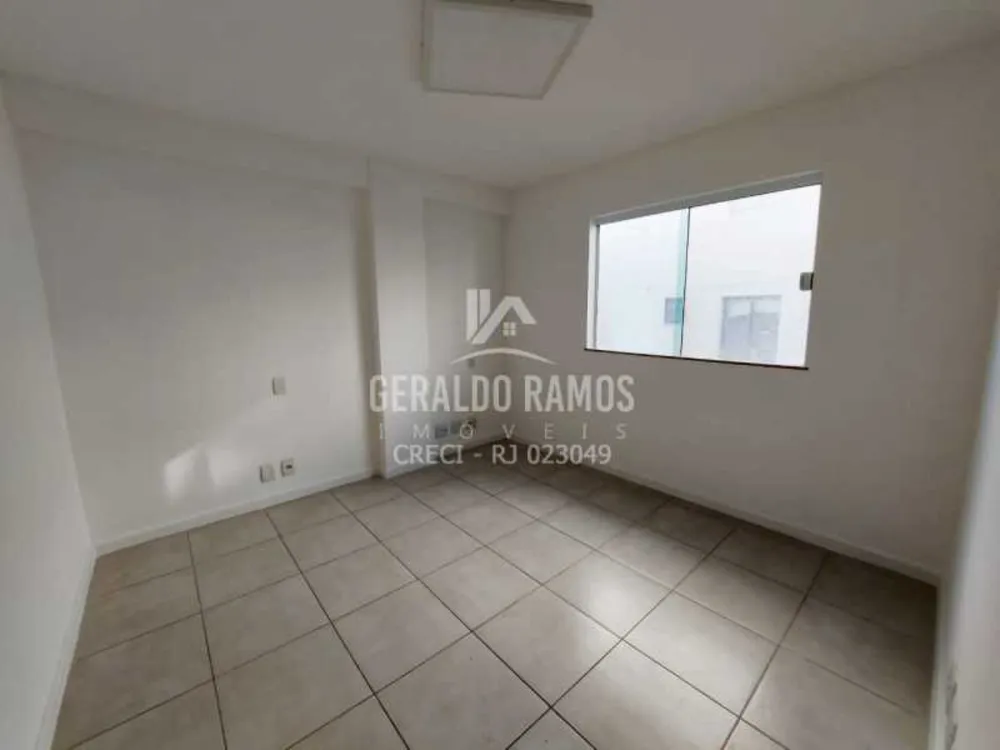 Cobertura, 3 quartos, 223 m² - Foto 2