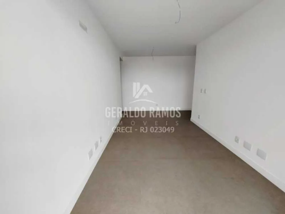 Cobertura, 3 quartos, 239 m² - Foto 3