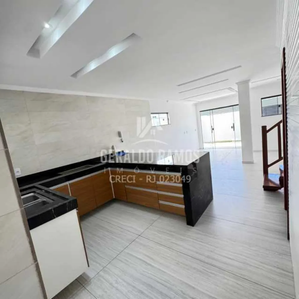 Casa, 4 quartos, 137 m² - Foto 1