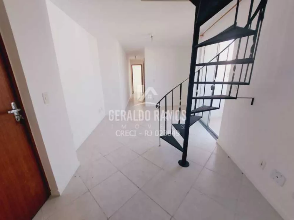 Cobertura, 3 quartos, 135 m² - Foto 2