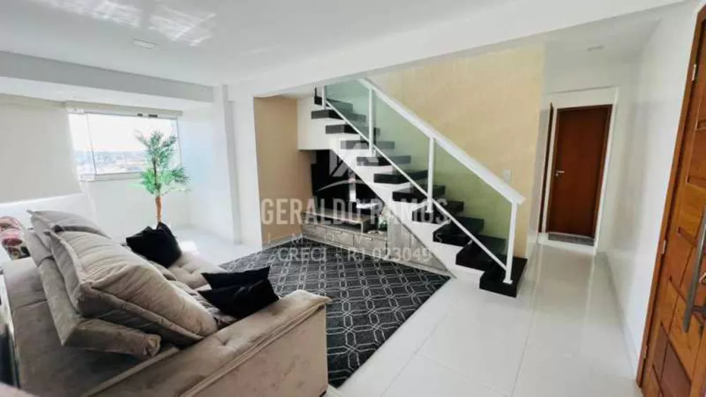 Cobertura, 3 quartos, 198 m² - Foto 2