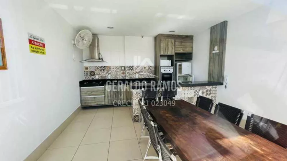 Cobertura, 3 quartos, 198 m² - Foto 4