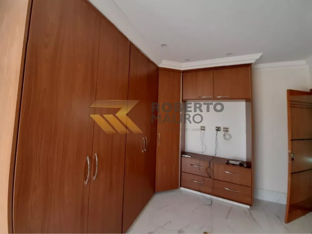 Casa à venda com 4 quartos, 410m² - Foto 3