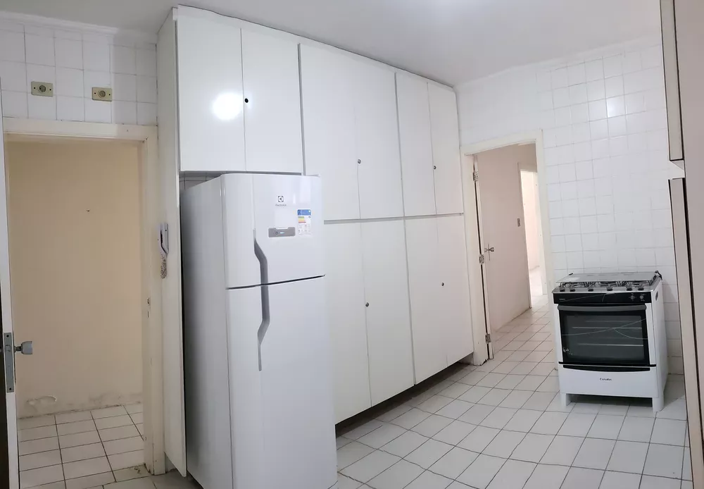 Apartamento à venda com 4 quartos, 180m² - Foto 4