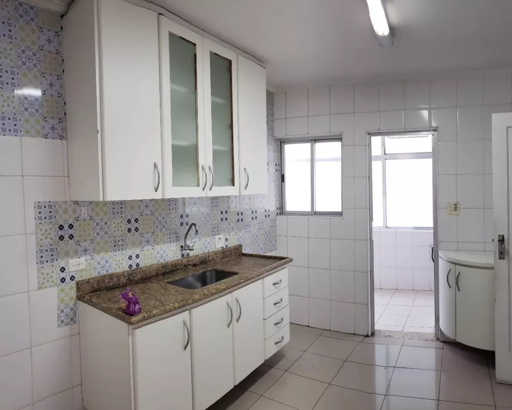 Apartamento à venda com 3 quartos, 168m² - Foto 4