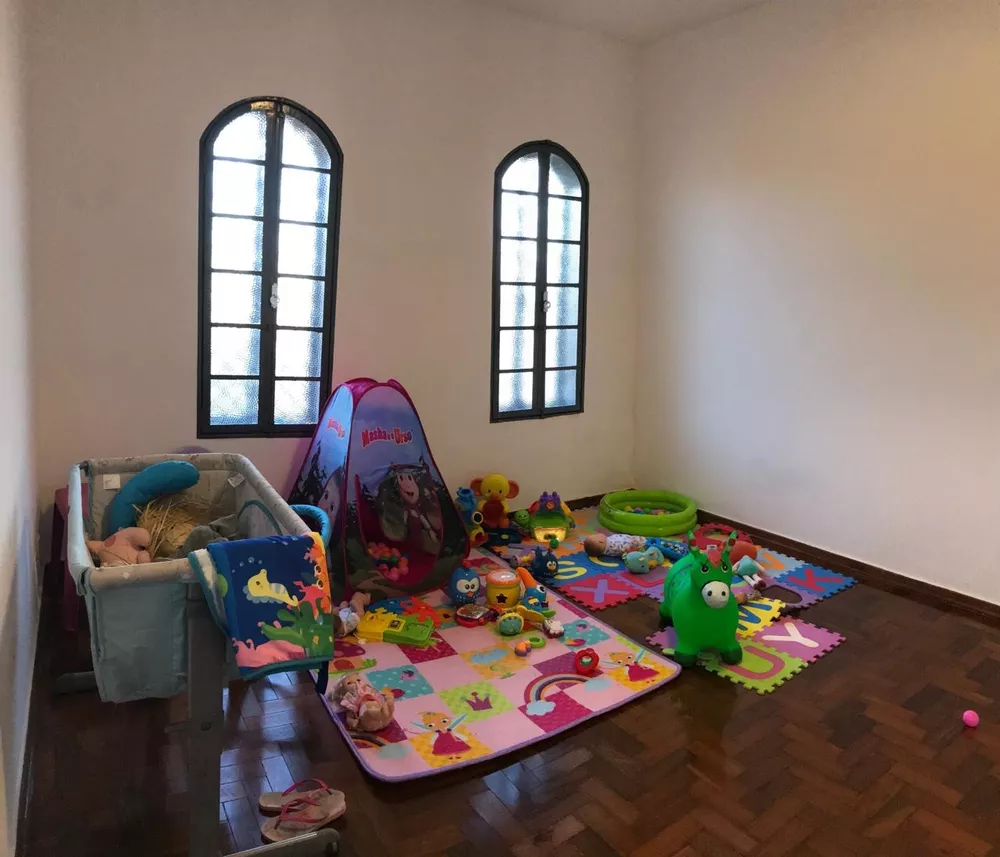 Casa à venda com 3 quartos, 199m² - Foto 3