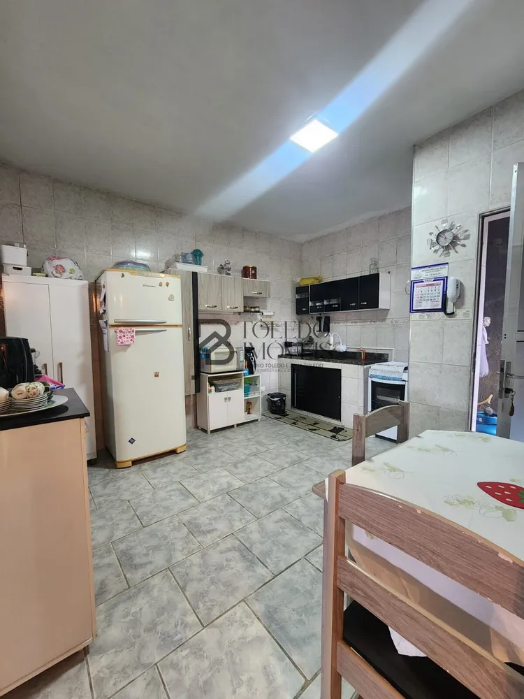 Casa, 4 quartos, 262 m² - Foto 9