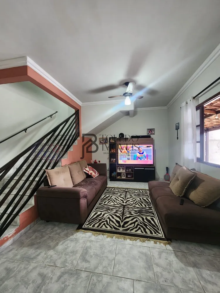 Casa, 4 quartos, 262 m² - Foto 3