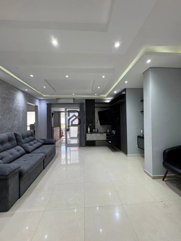 Apartamento, 3 quartos, 106 m² - Foto 2