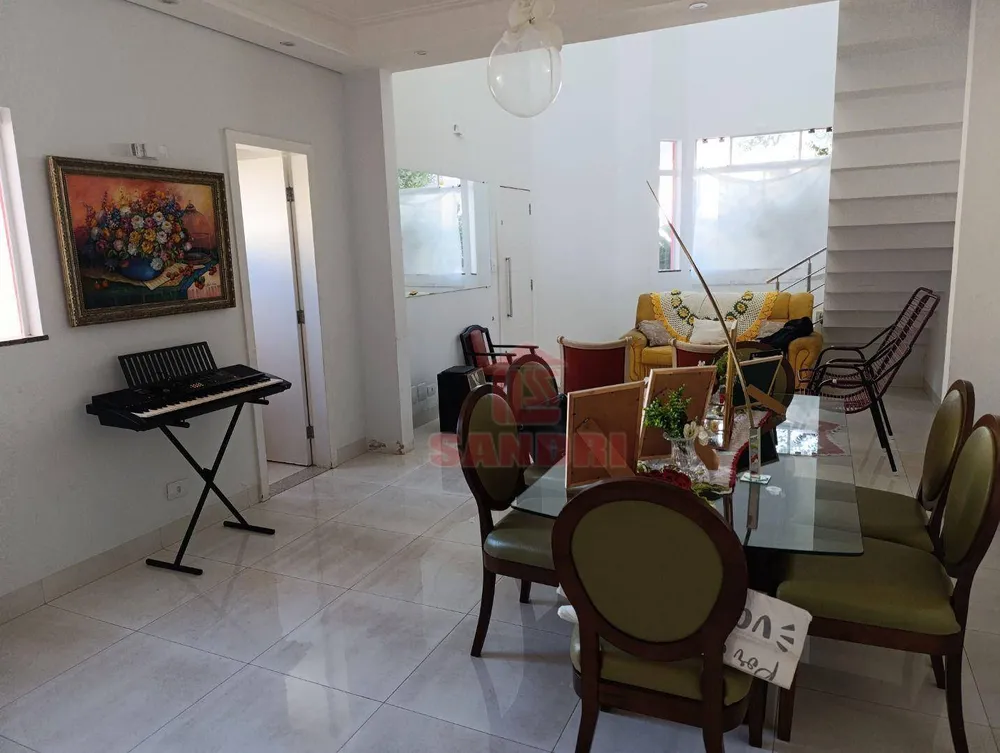 Casa, 3 quartos, 194 m² - Foto 4