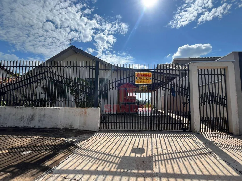 Casa, 2 quartos, 72 m² - Foto 1