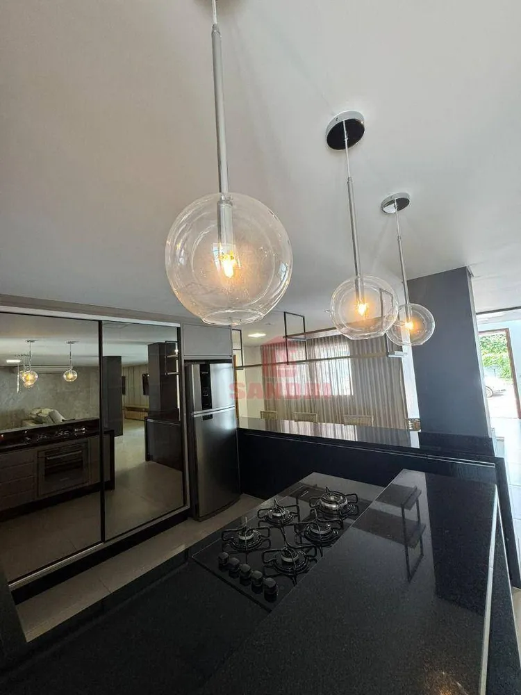Sobrado, 6 quartos, 465 m² - Foto 3