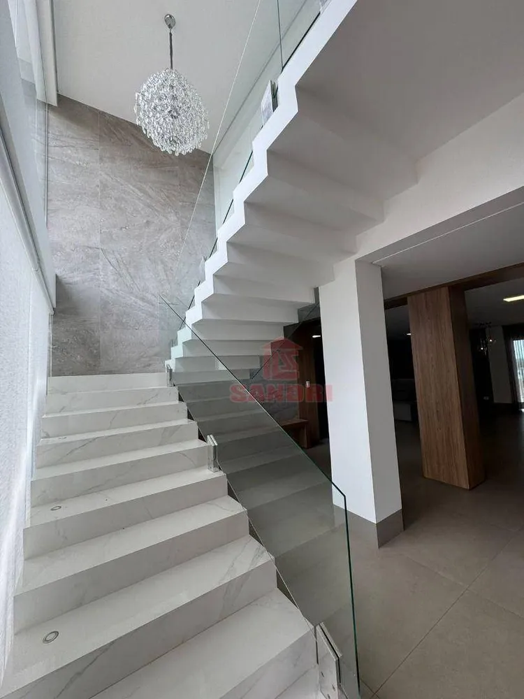 Sobrado, 6 quartos, 465 m² - Foto 4
