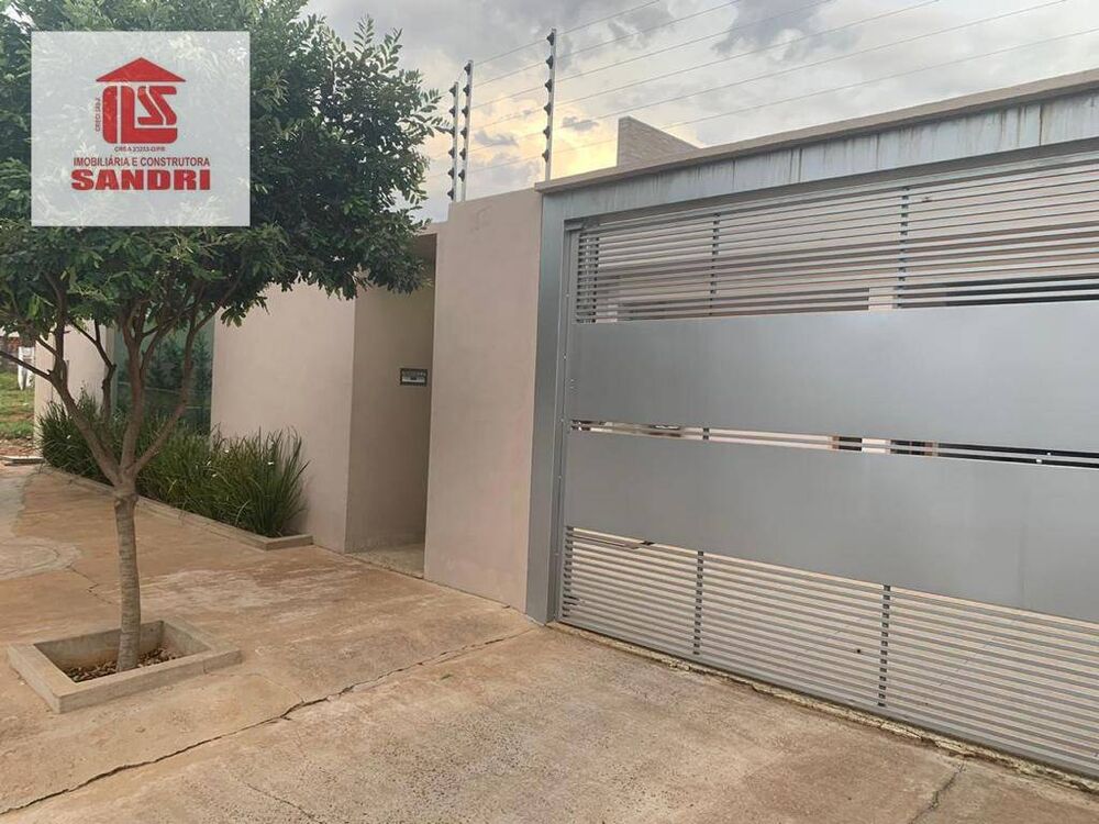 Casa à venda com 3 quartos, 240m² - Foto 8
