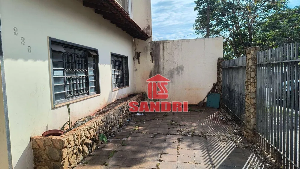 Sobrado, 4 quartos, 237 m² - Foto 3