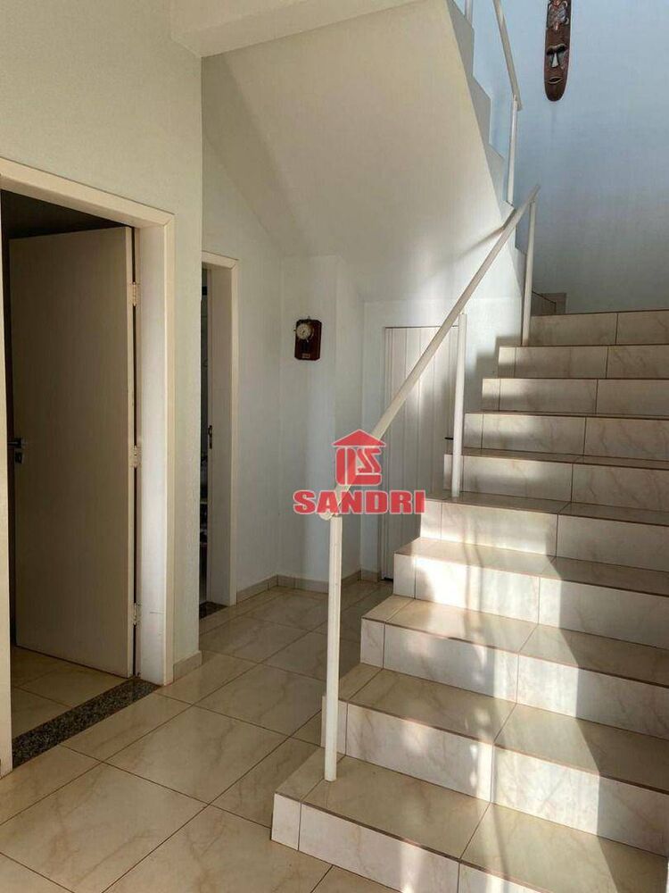 Sobrado, 2 quartos, 220 m² - Foto 3