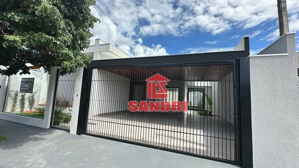 Casa, 3 quartos, 207 m² - Foto 1