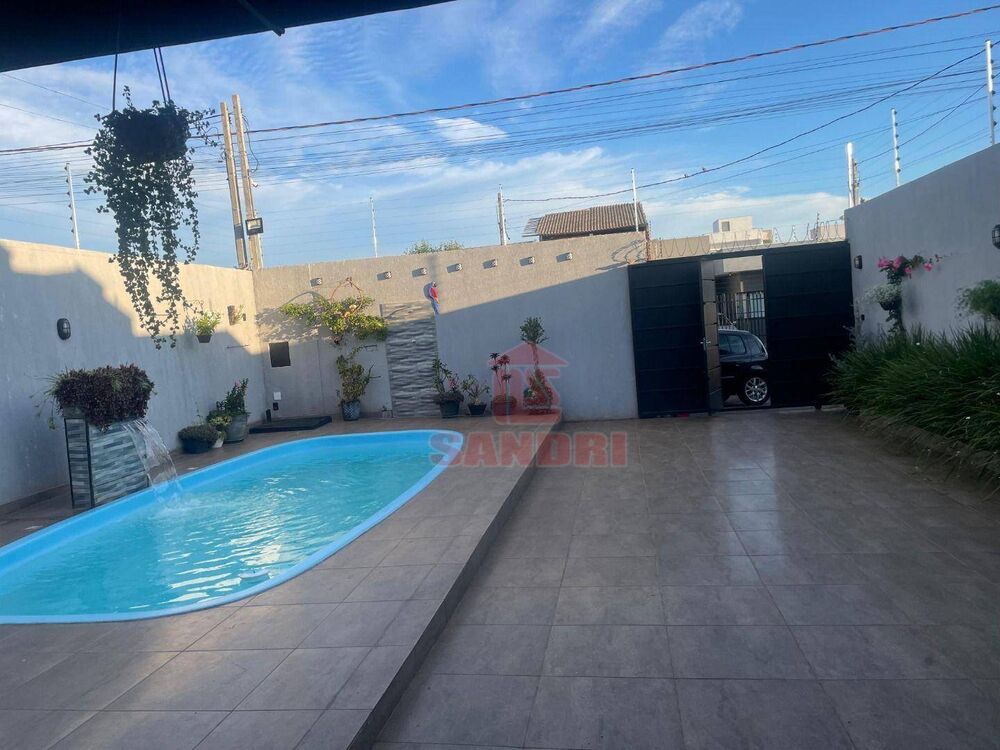 Chácara, 2 quartos, 250 m² - Foto 1