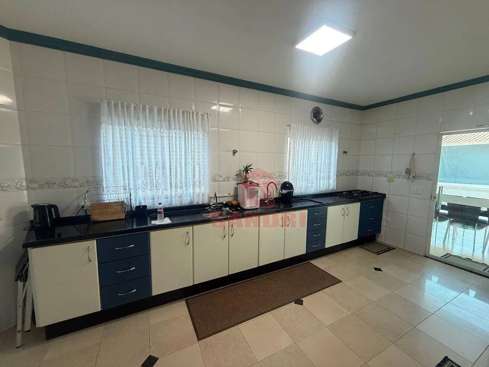 Sobrado, 4 quartos, 389 m² - Foto 5