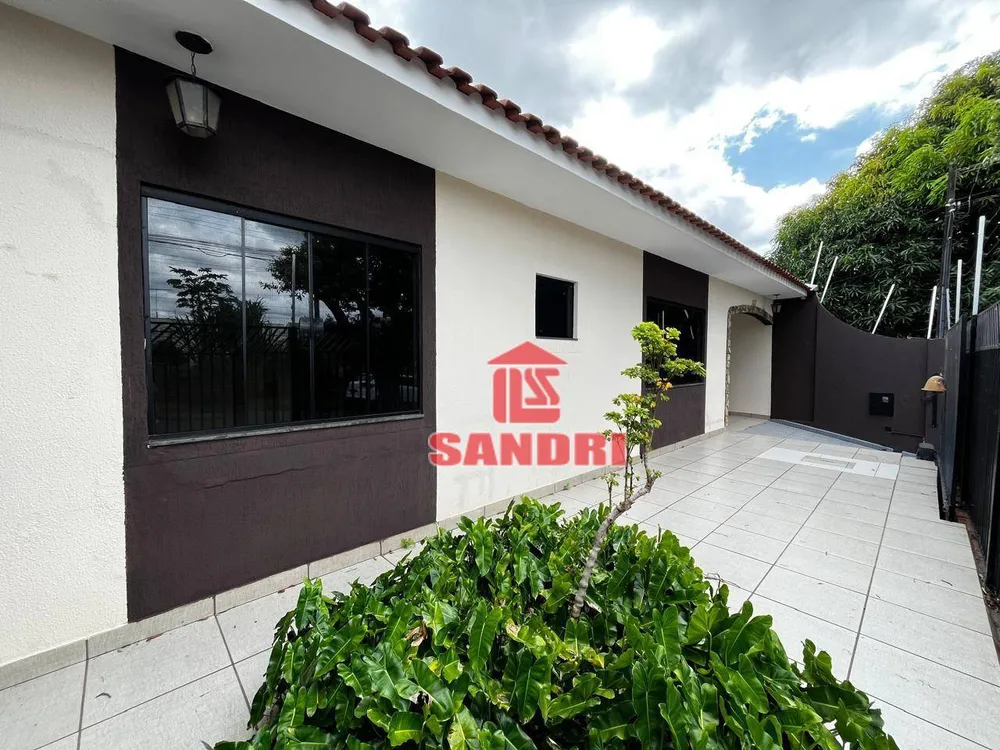 Casa, 5 quartos, 187 m² - Foto 2