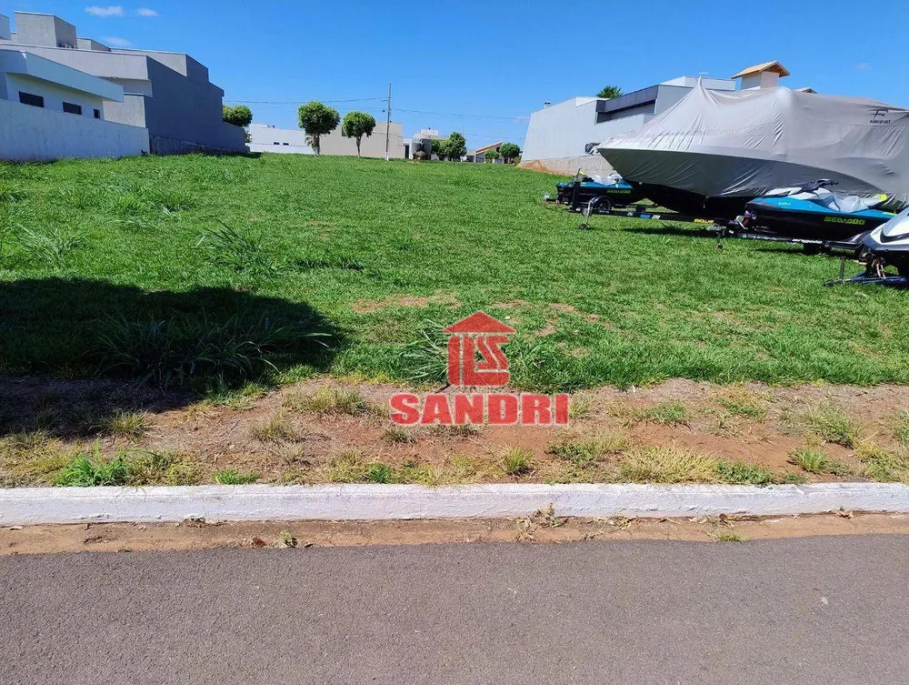 Loteamento e Condomínio, 525 m² - Foto 1
