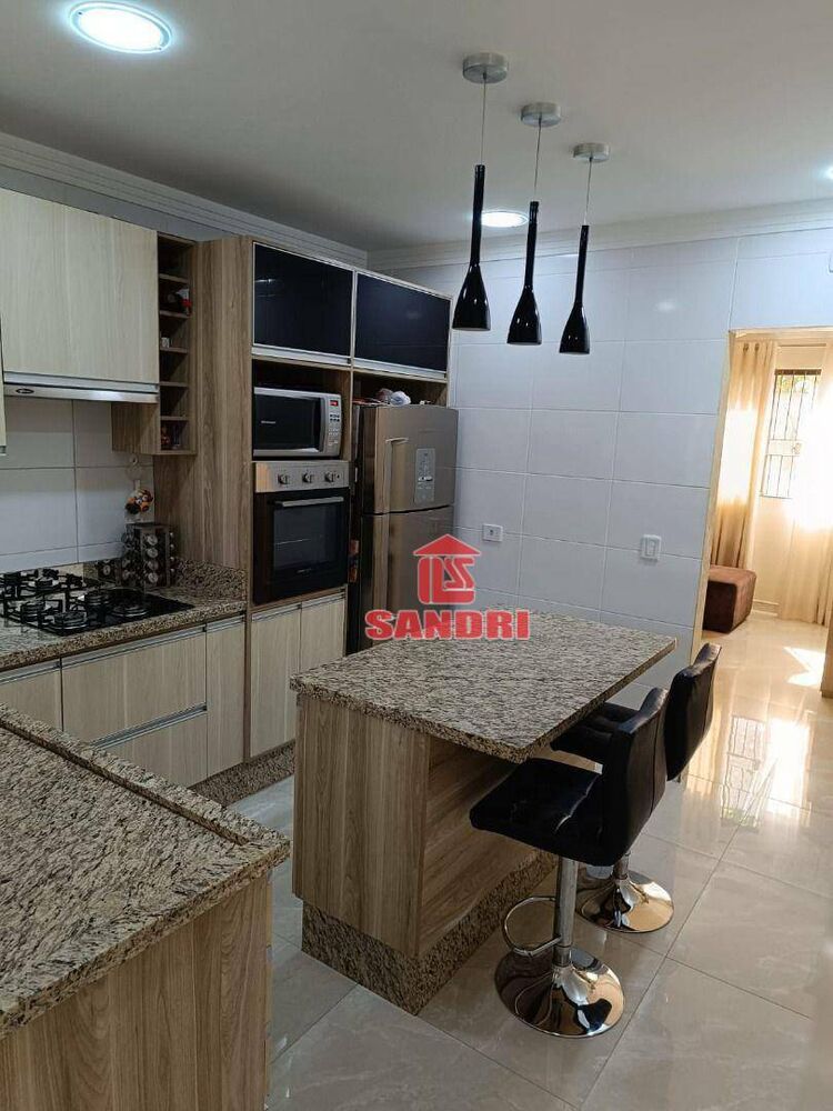 Casa à venda com 2 quartos, 89m² - Foto 2