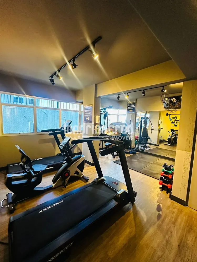 Apartamento, 3 quartos, 300 m² - Foto 1