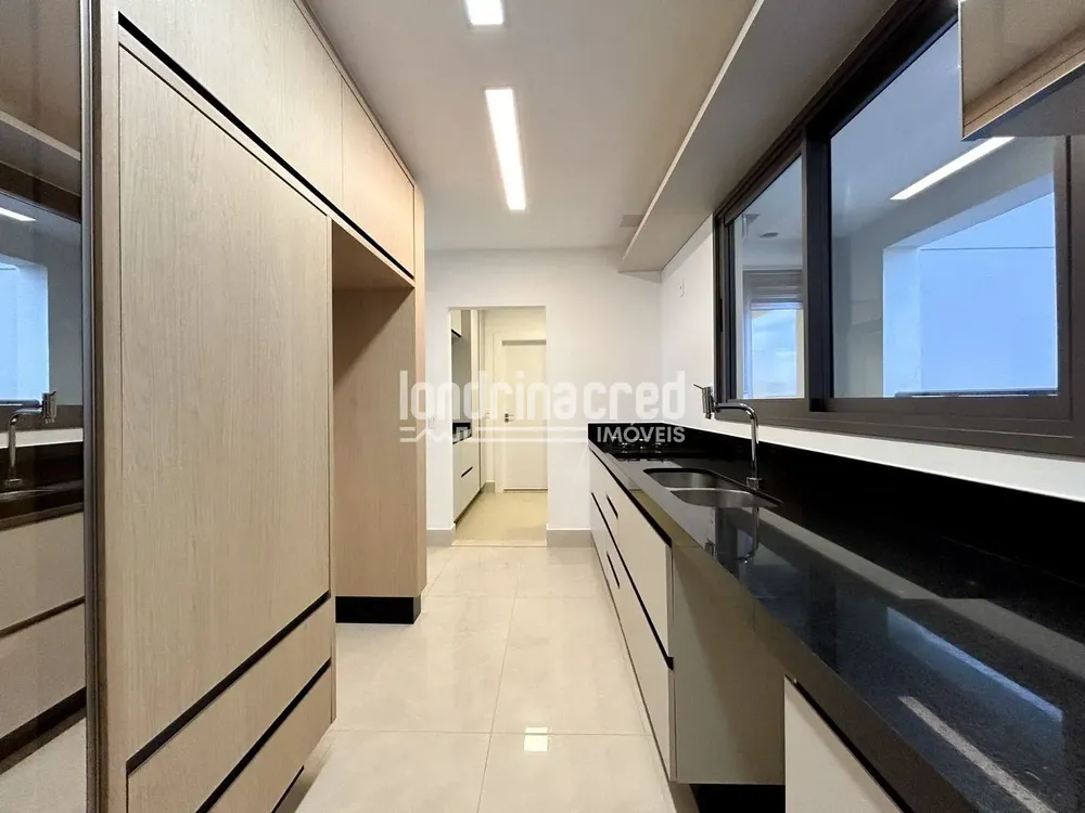 Apartamento, 3 quartos, 216 m² - Foto 4