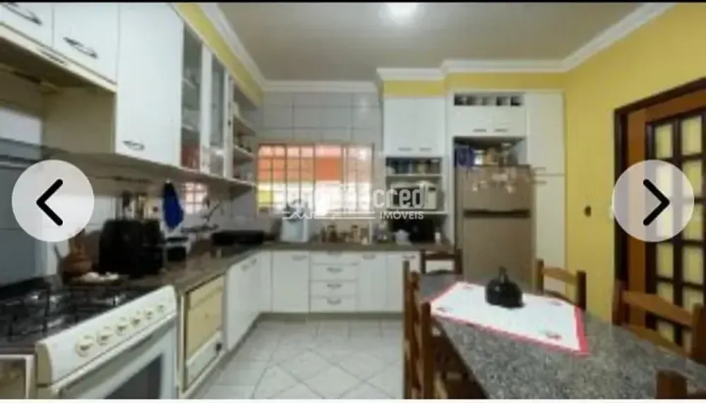 Casa, 4 quartos, 260 m² - Foto 12