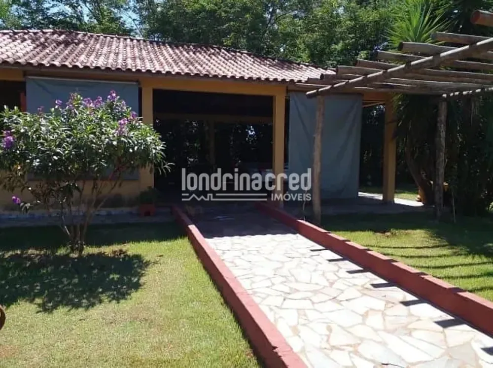 Chácara, 4 quartos, 2480 m² - Foto 1