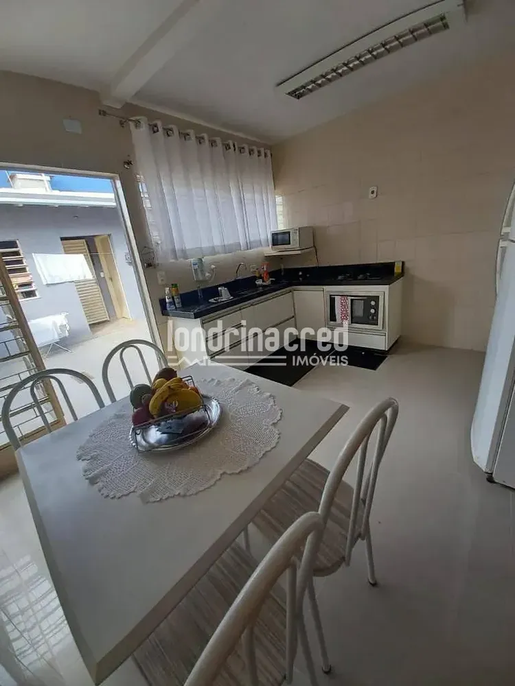 Casa, 3 quartos, 260 m² - Foto 8