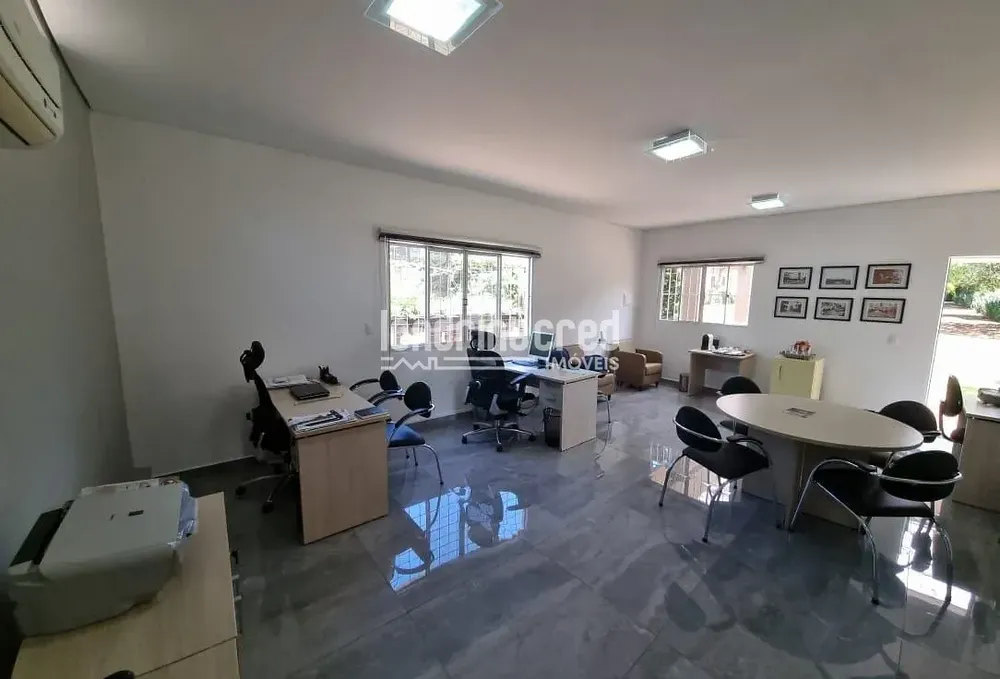 Chácara, 3 quartos, 3040 m² - Foto 4
