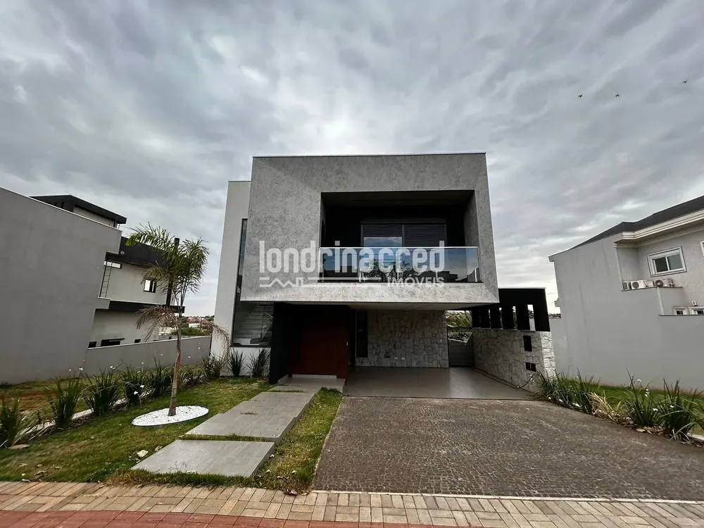 Casa, 3 quartos, 202 m² - Foto 1