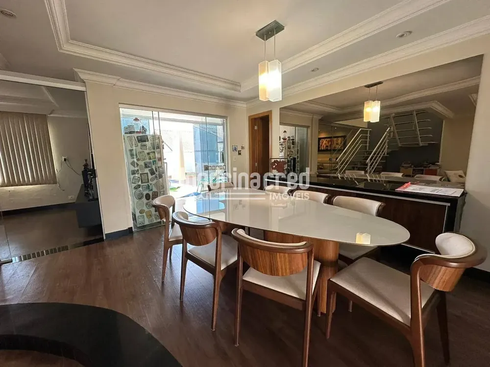 Casa, 3 quartos, 202 m² - Foto 10