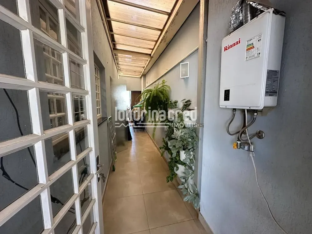 Casa, 3 quartos, 202 m² - Foto 2