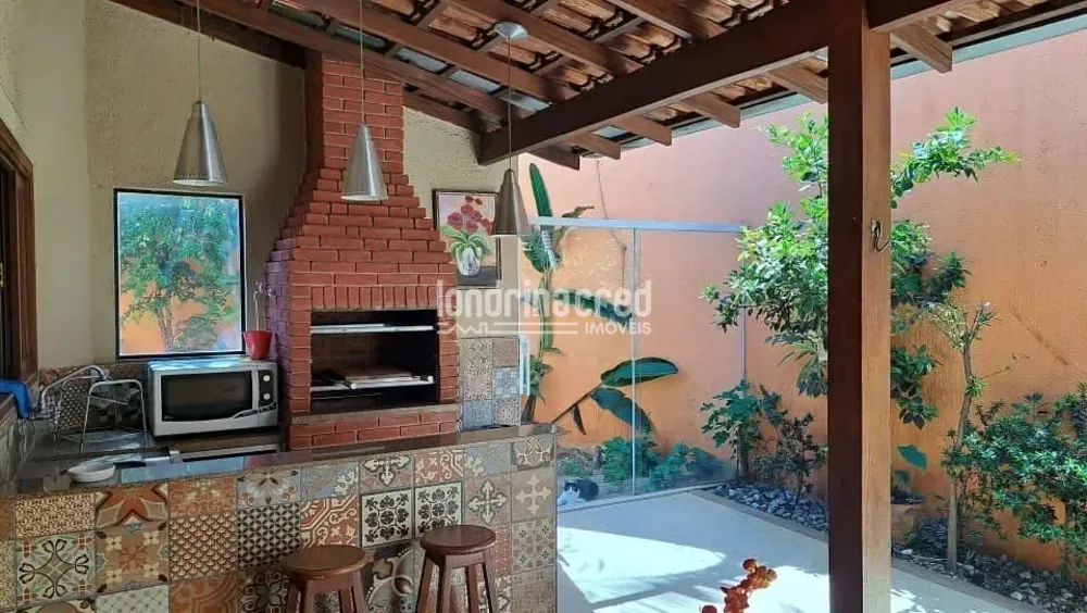 Casa, 3 quartos, 169 m² - Foto 1