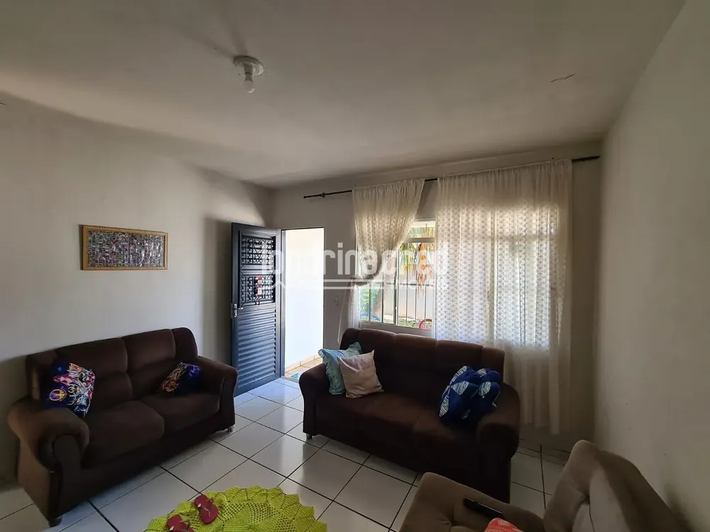 Casa, 4 quartos, 160 m² - Foto 2