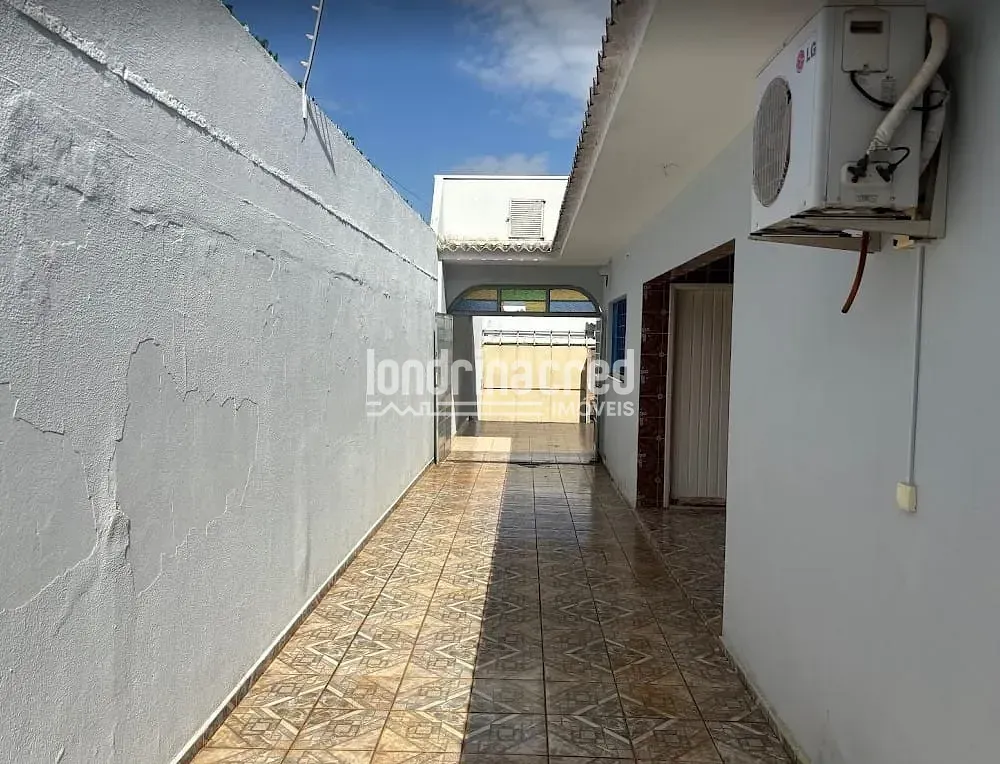 Casa, 4 quartos, 200 m² - Foto 2