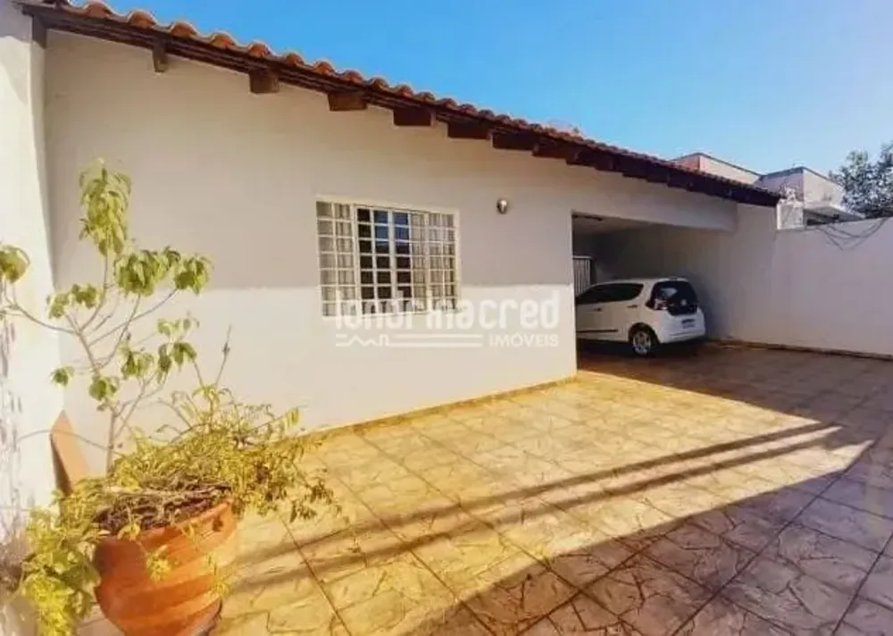Casa, 3 quartos, 137 m² - Foto 1