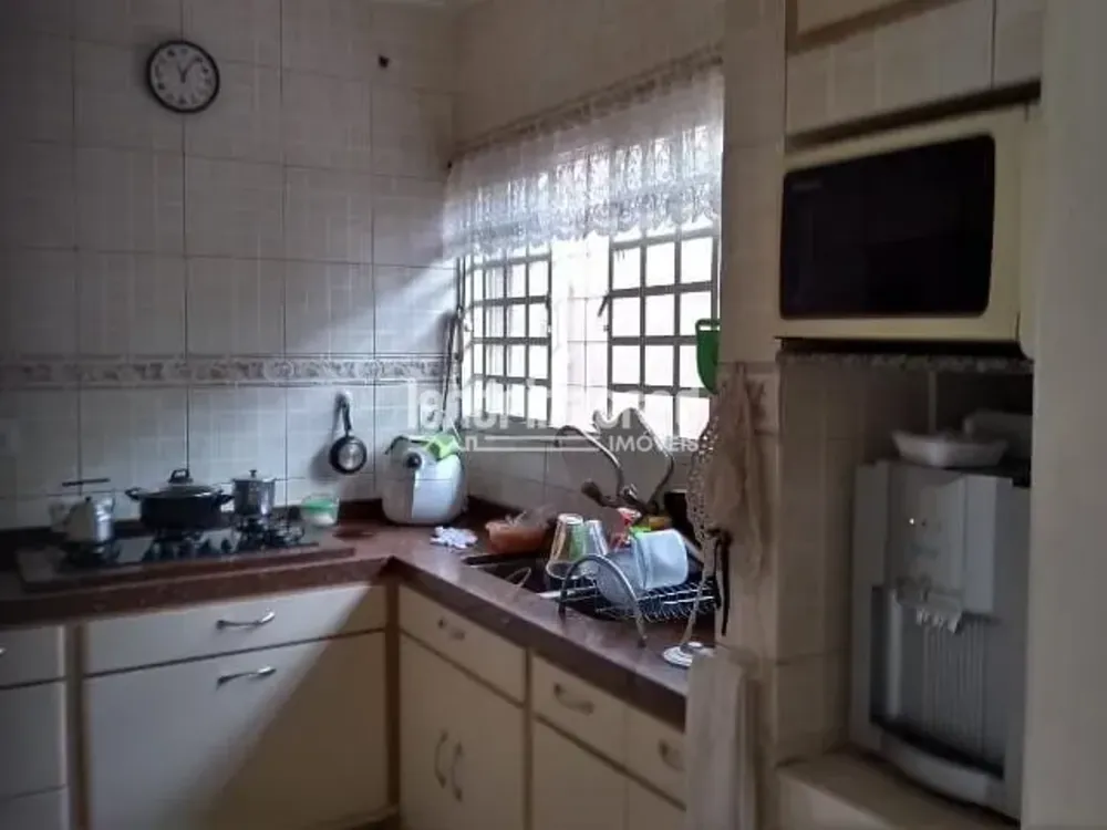 Casa, 4 quartos, 430 m² - Foto 3