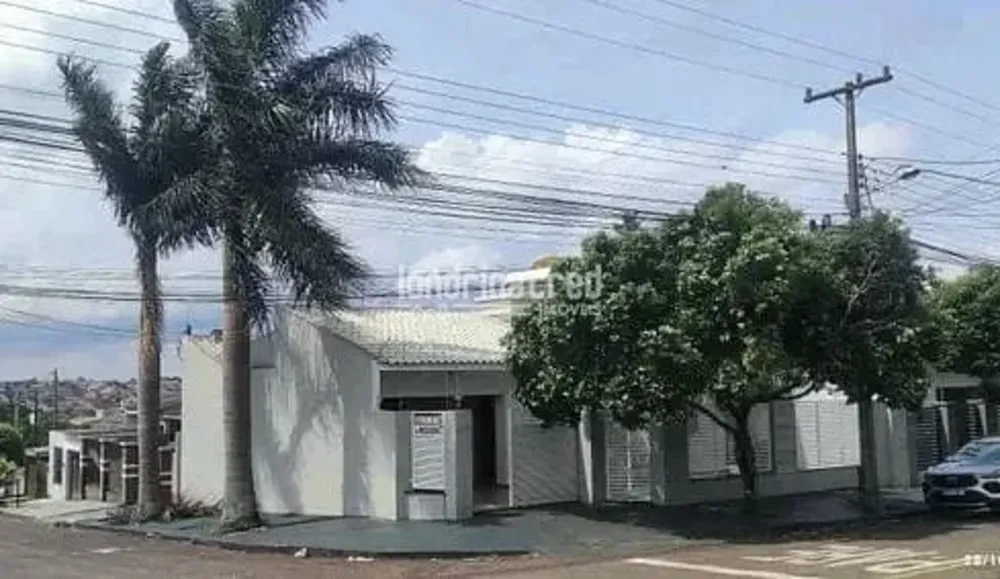 Casa, 3 quartos, 196 m² - Foto 1