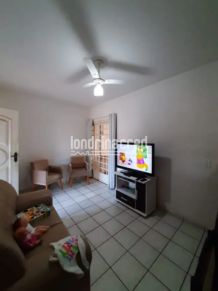 Casa, 3 quartos, 72 m² - Foto 2