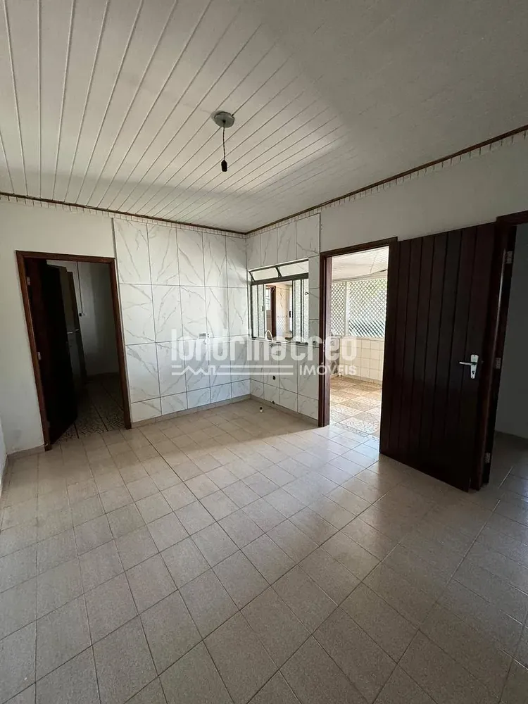 Casa, 2 quartos, 250 m² - Foto 8