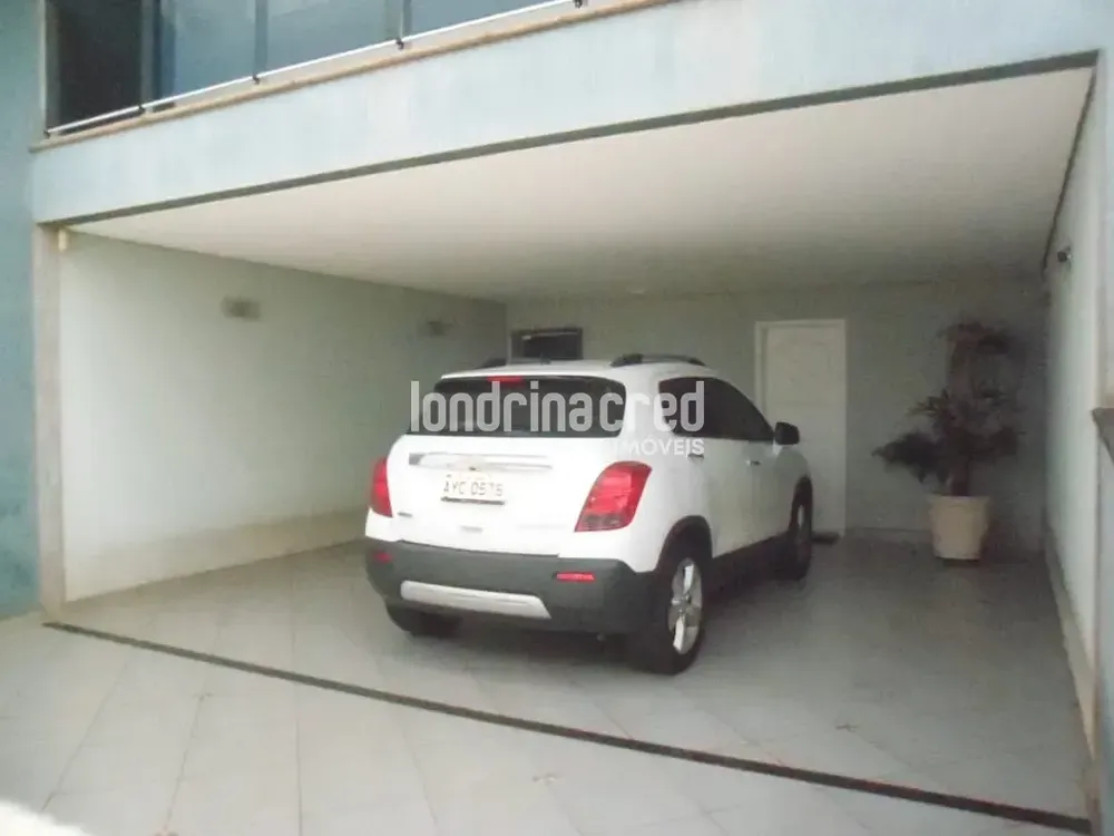 Casa, 4 quartos, 280 m² - Foto 1