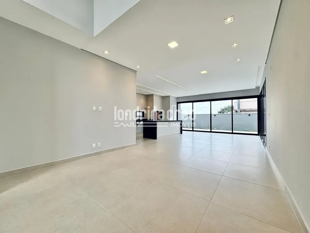 Casa, 3 quartos, 208 m² - Foto 2