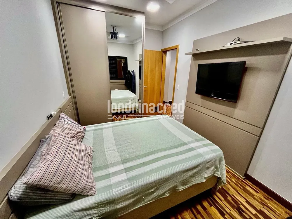 Casa, 3 quartos, 249 m² - Foto 1