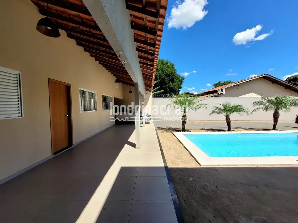 Casa, 2 quartos, 170 m² - Foto 1