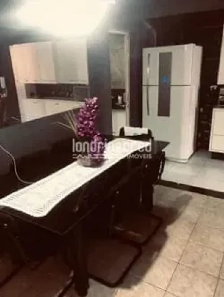 Casa, 3 quartos, 192 m² - Foto 1